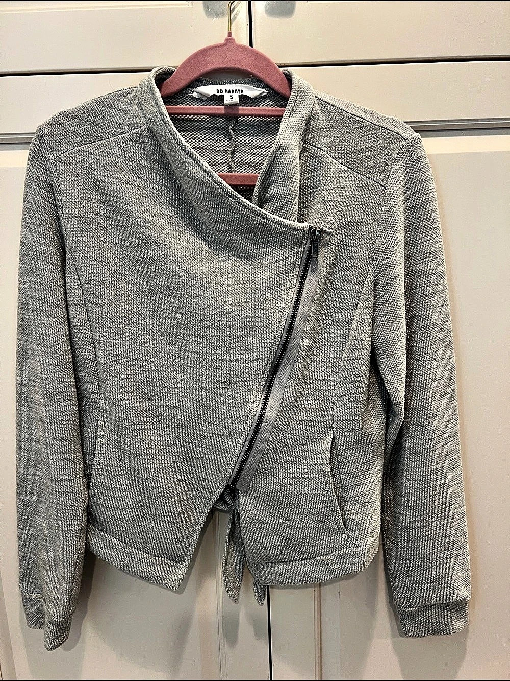 BB Dakota Allesa Grey Sweater Jacket Asymmetrical Zip Tie-Back Jacket in Gray